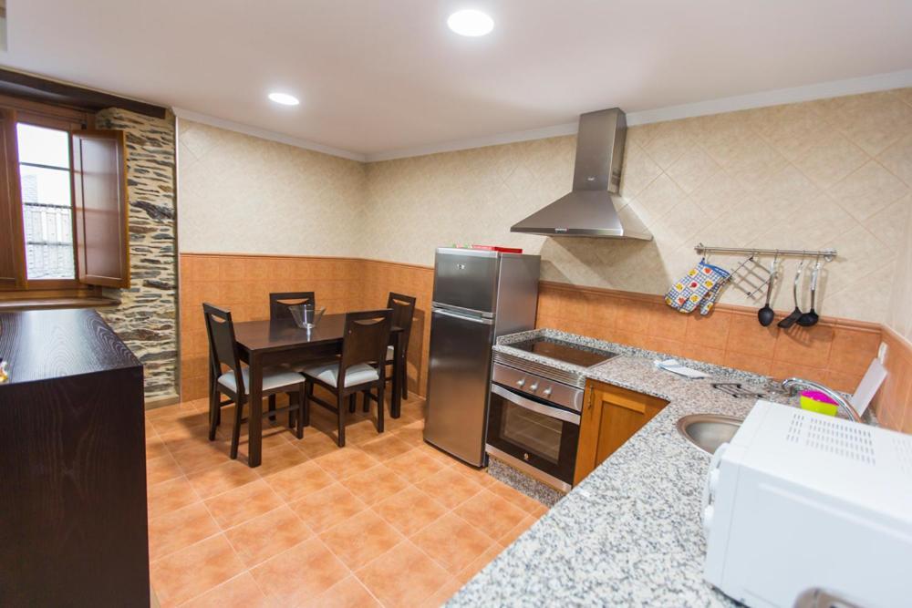 Apartamentos Casa Mateo Navia Exteriör bild